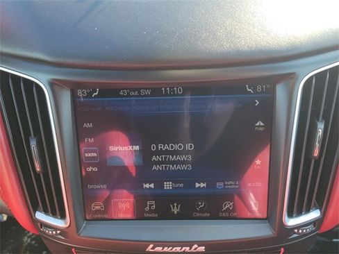 Used 2019 Maserati Levante image 18