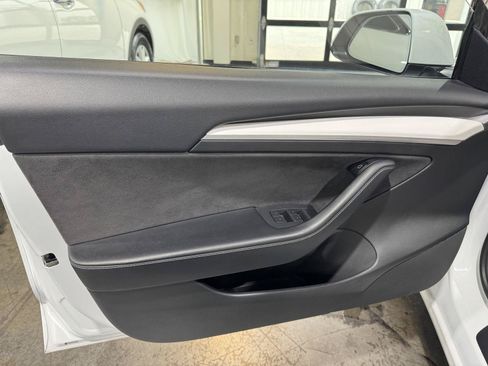 Used 2021 Tesla Model 3 Standard Range Plus RWD image 16