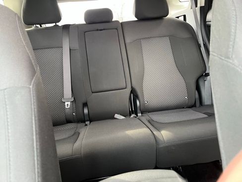 Used 2025 Kia Sportage LX image 22