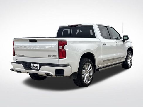 Used 2025 Chevrolet Silverado 1500 High Country AWD/4WD image 8