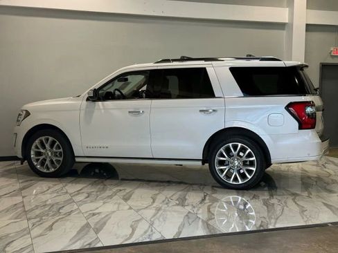 Used 2019 Ford Expedition Platinum image 10