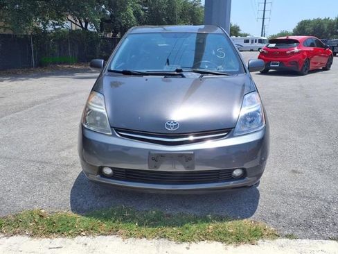 Used 2009 Toyota Prius FWD image 2
