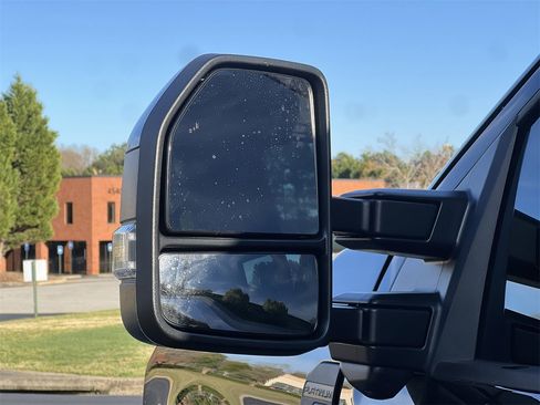 New 2026 Ford F450 Platinum image 33