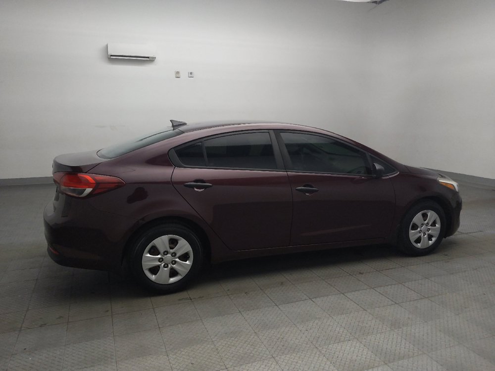 Used 2018 Kia Forte LX FWD image 10