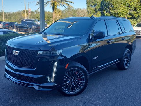 Used 2023 Cadillac Escalade V image 1