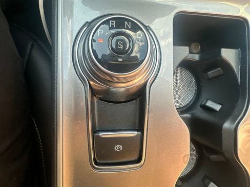 Used 2024 Ford Edge SEL w/ Convenience Package AWD/4WD image 31