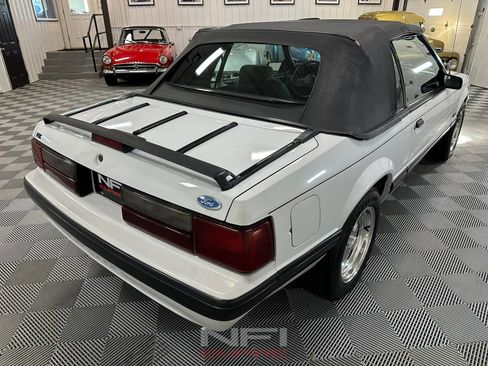 Used 1987 Ford Mustang LX image 15