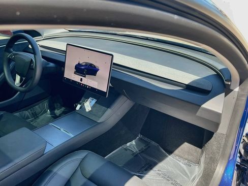 Used 2025 Tesla Model 3 Long Range AWD/4WD image 31