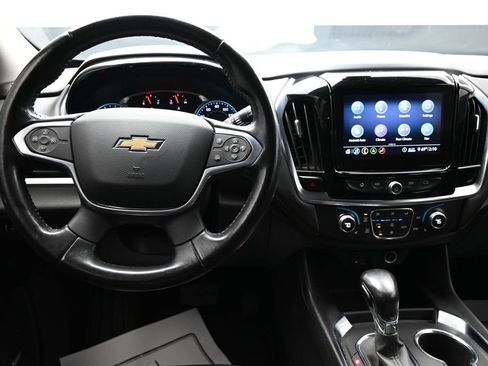 Used 2021 Chevrolet Traverse LT w/ LT Premium Package FWD image 13