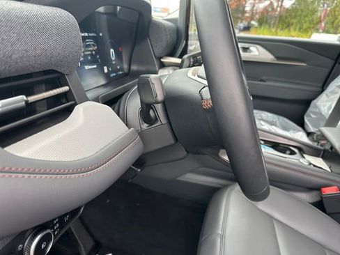 New 2026 Ford Explorer Active w/ Active Comfort Package image 27