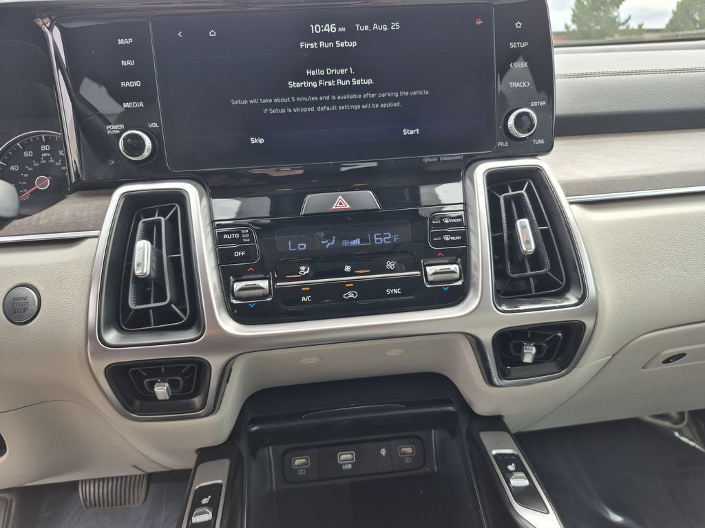 Certified 2023 Kia Sorento S AWD/4WD image 9