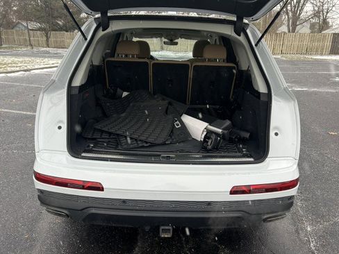 Certified 2025 Audi Q7 3.0T Prestige w/ Prestige Package image 33