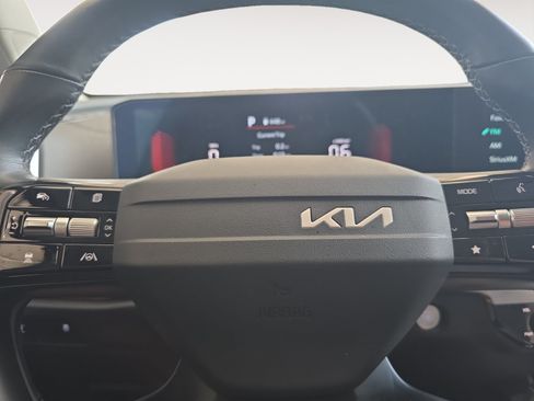 Certified 2026 Kia Sorento LX FWD image 10