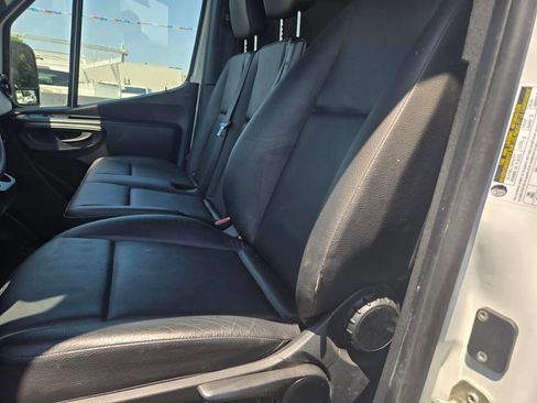 Used 2023 Mercedes-Benz Sprinter 2500 image 16