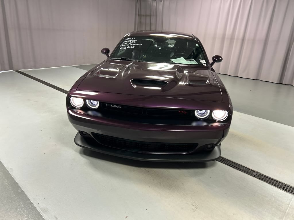 Used 2022 Dodge Challenger R/T Scat Pack w/ Scat Pack Stripe RWD image 2