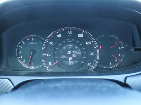 Used 2017 Honda Accord Sport image 24