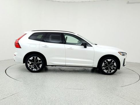 New 2026 Volvo XC60 B5 Plus w/ Climate Package PRO image 4