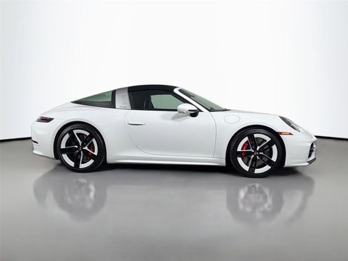 Certified 2026 Porsche 911 Targa 4S AWD/4WD image 8