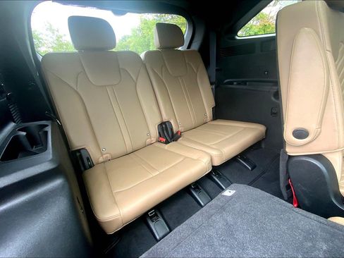 Used 2024 Kia Sorento SX Prestige w/ Olive Brown Leather Package image 30