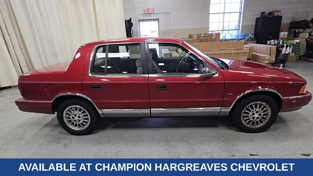 Used 1994 Chrysler LeBaron LE FWD image 11