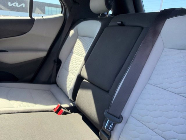 Used 2020 Chevrolet Equinox LT FWD image 32