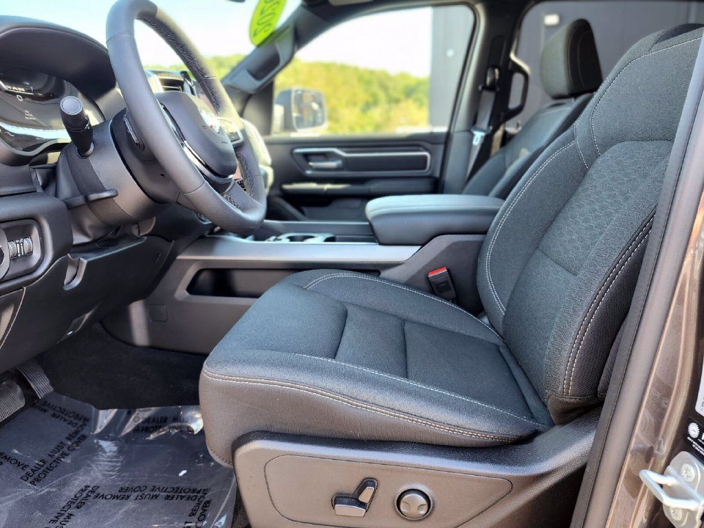 Used 2026 RAM 1500 Big Horn AWD/4WD image 18