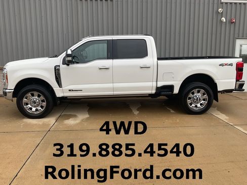 Used 2023 Ford F350 Lariat w/ Lariat Ultimate Package image 2