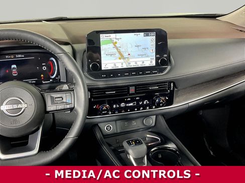 Certified 2023 Nissan Rogue Platinum w/ Platinum Premium Package AWD/4WD image 9