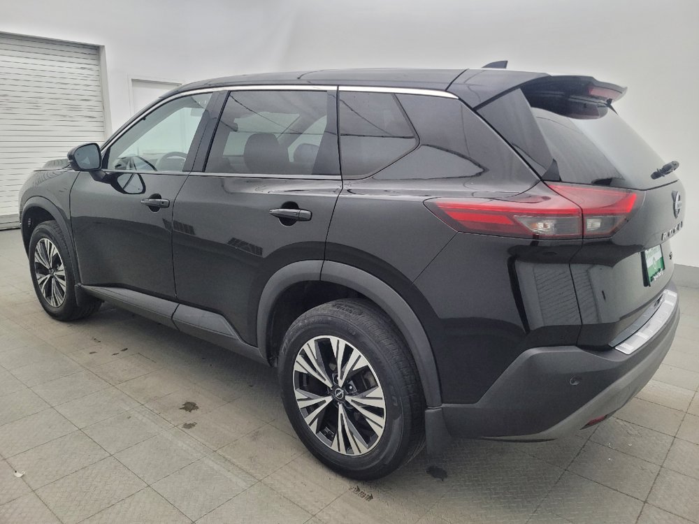 Used 2021 Nissan Rogue SV FWD image 3