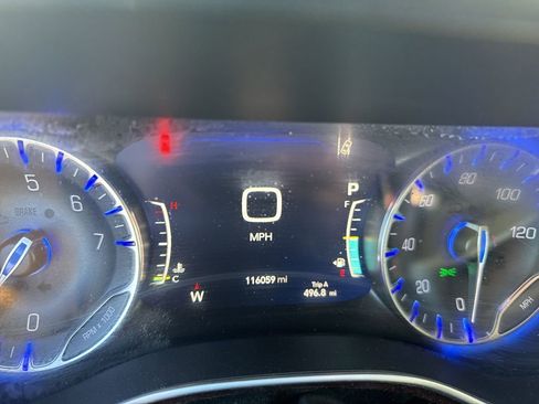 Used 2019 Chrysler Pacifica Limited w/ Advanced Safetytec Group image 15