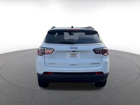 Used 2025 Jeep Compass Limited image 12