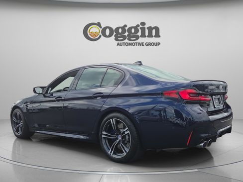 Used 2023 BMW M5 w/ Executive Package AWD/4WD image 3
