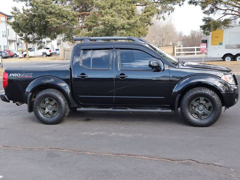 Used 2012 Nissan Frontier PRO-4X w/ Pro-4x Luxury Pkg image 3