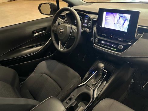 Certified 2024 Toyota Corolla SE FWD image 29