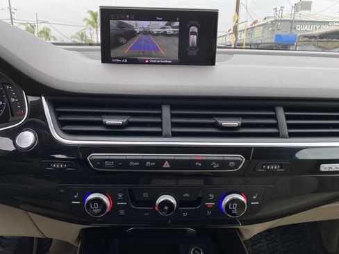 Used 2018 Audi Q7 3.0T Premium Plus AWD/4WD image 14