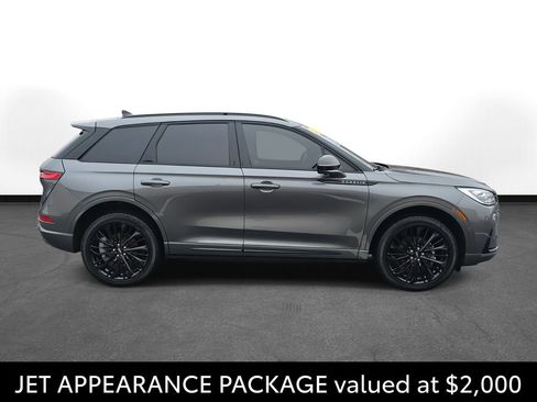 Used 2023 Lincoln Corsair Reserve w/ Equipment Group 201A image 5