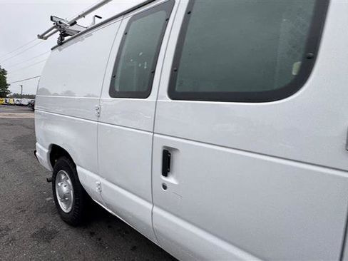Used 2013 Ford E-150 and Econoline 150 RWD image 21