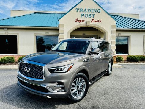 Used 2019 INFINITI QX80 Luxe image 2