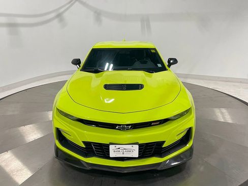 Used 2021 Chevrolet Camaro SS image 21
