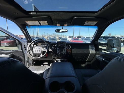 Used 2016 Ford F350 Lariat w/ Lariat Ultimate Package image 10