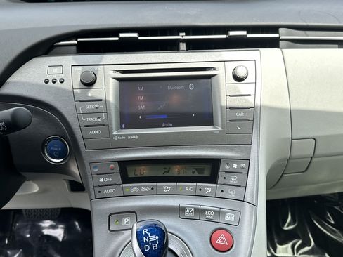 Used 2013 Toyota Prius Three FWD image 24