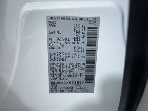 Certified 2025 Nissan Frontier PRO-4X image 11