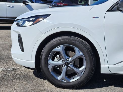 Used 2023 Ford Escape ST-Line w/ Tech Pack #1 image 6