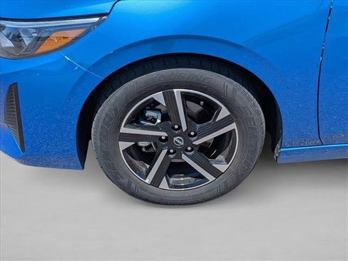 Used 2024 Nissan Sentra SV FWD image 15