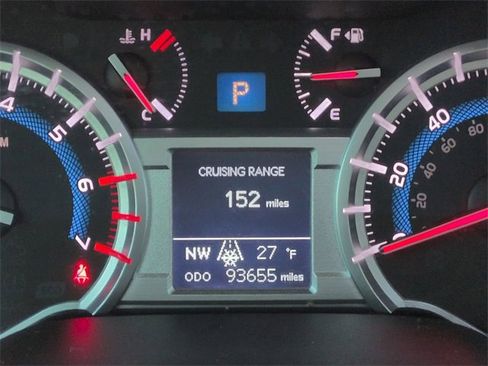 Used 2015 Toyota 4Runner SR5 image 31