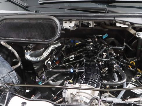 Used 2023 Ford Transit 350 XLT image 30