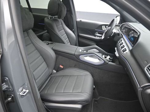 New 2026 Mercedes-Benz GLS 450 4MATIC image 31