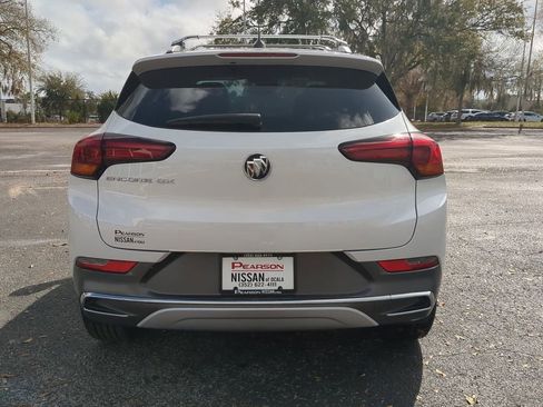 Used 2023 Buick Encore GX Essence w/ Experience Buick Package FWD image 5