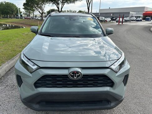 Used 2022 Toyota RAV4 XLE FWD image 9