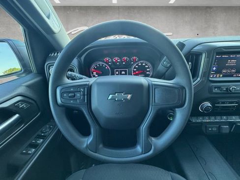 Used 2023 Chevrolet Silverado 1500 Custom Trail Boss AWD/4WD image 21